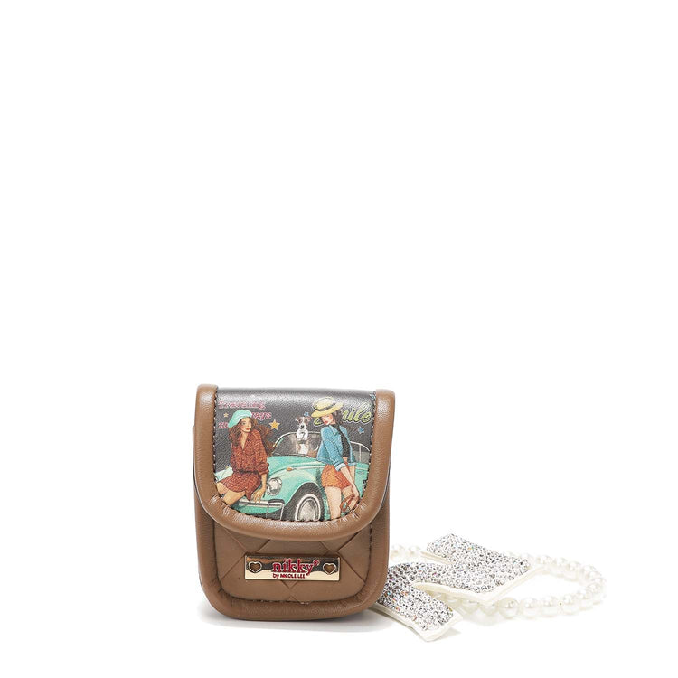 LLAVERO CON PORTA AUDIFONOS Y PULSERA DE PERLAS NIKKY-5REBEL STORI